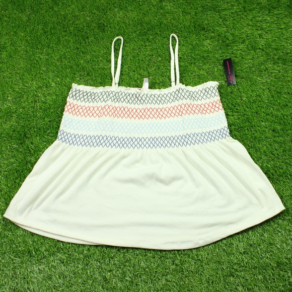 Ladies' No Boundaries Size XL Tank Top 2 PCS - Picture 5 of 6